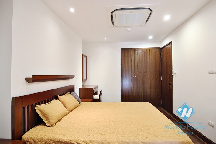 A 4 bedroom apartment with stunning lake view on Xuan dieu, Tay ho, Ha noi